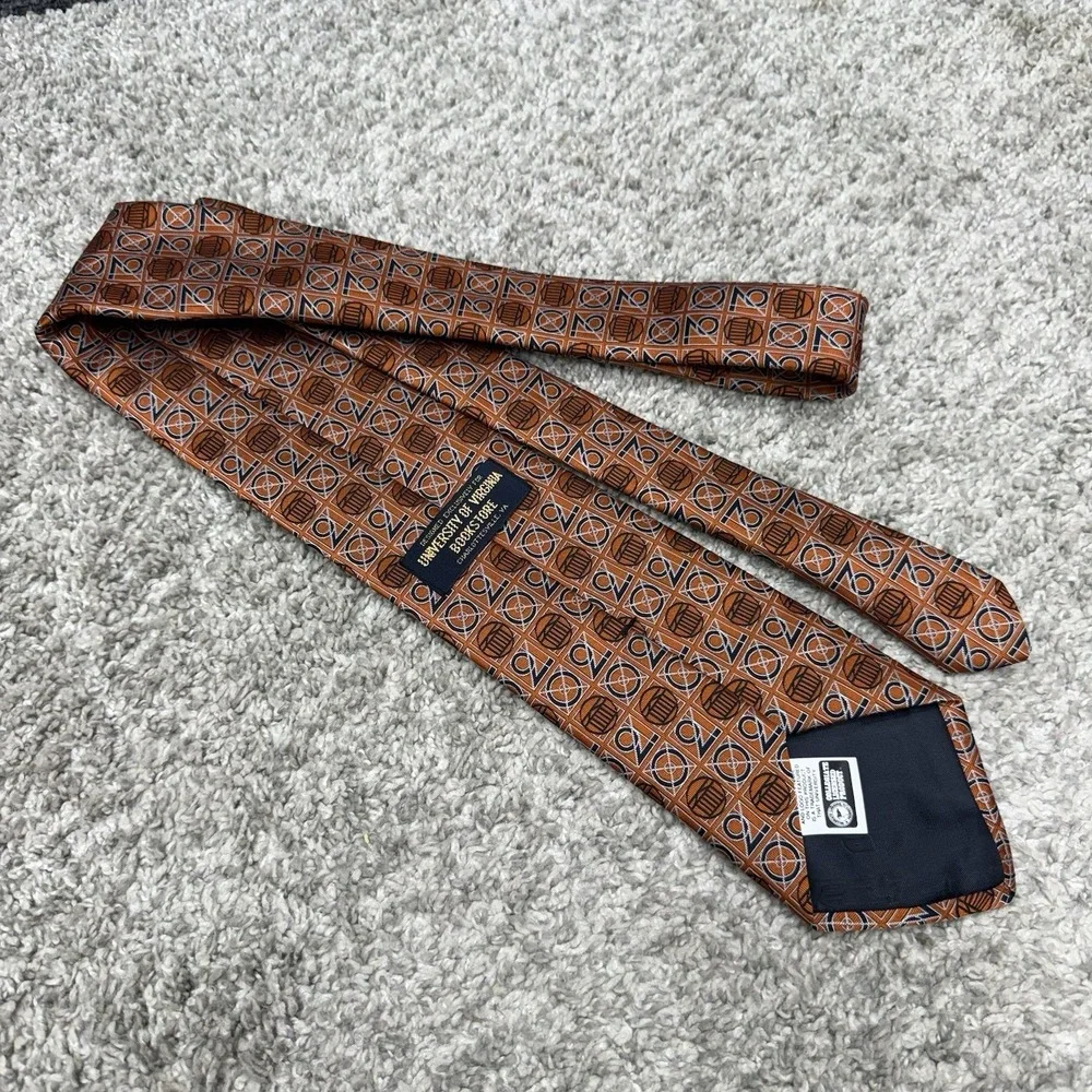 University of Virginia Bookstore silk/Polyester Tie Necktie Men's (3.75 x 58)